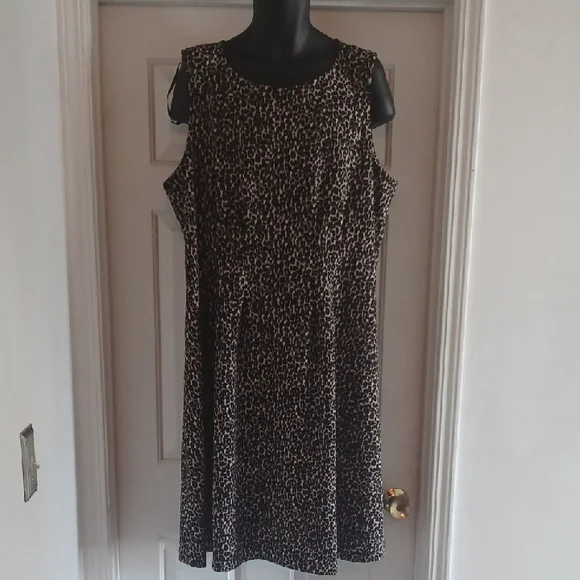 Halston Heritage Black and Brown Midi Dress, 22 - Picture 3 of 9